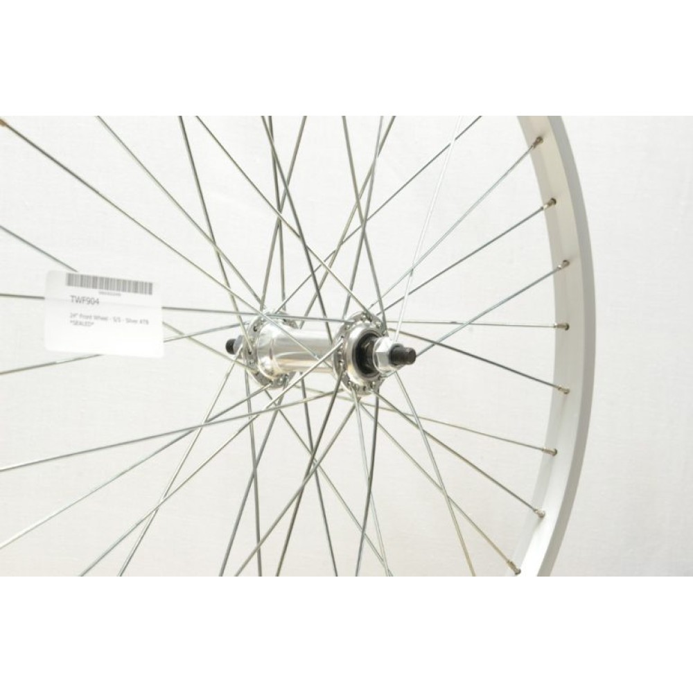 24 x 1.75 SILVER ALLOY FRONT WHEEL A.H (TWF904)